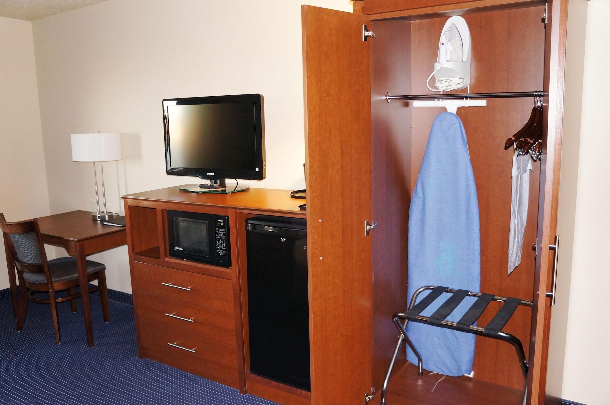 Americinn By Wyndham Fort Dodge Dış mekan fotoğraf