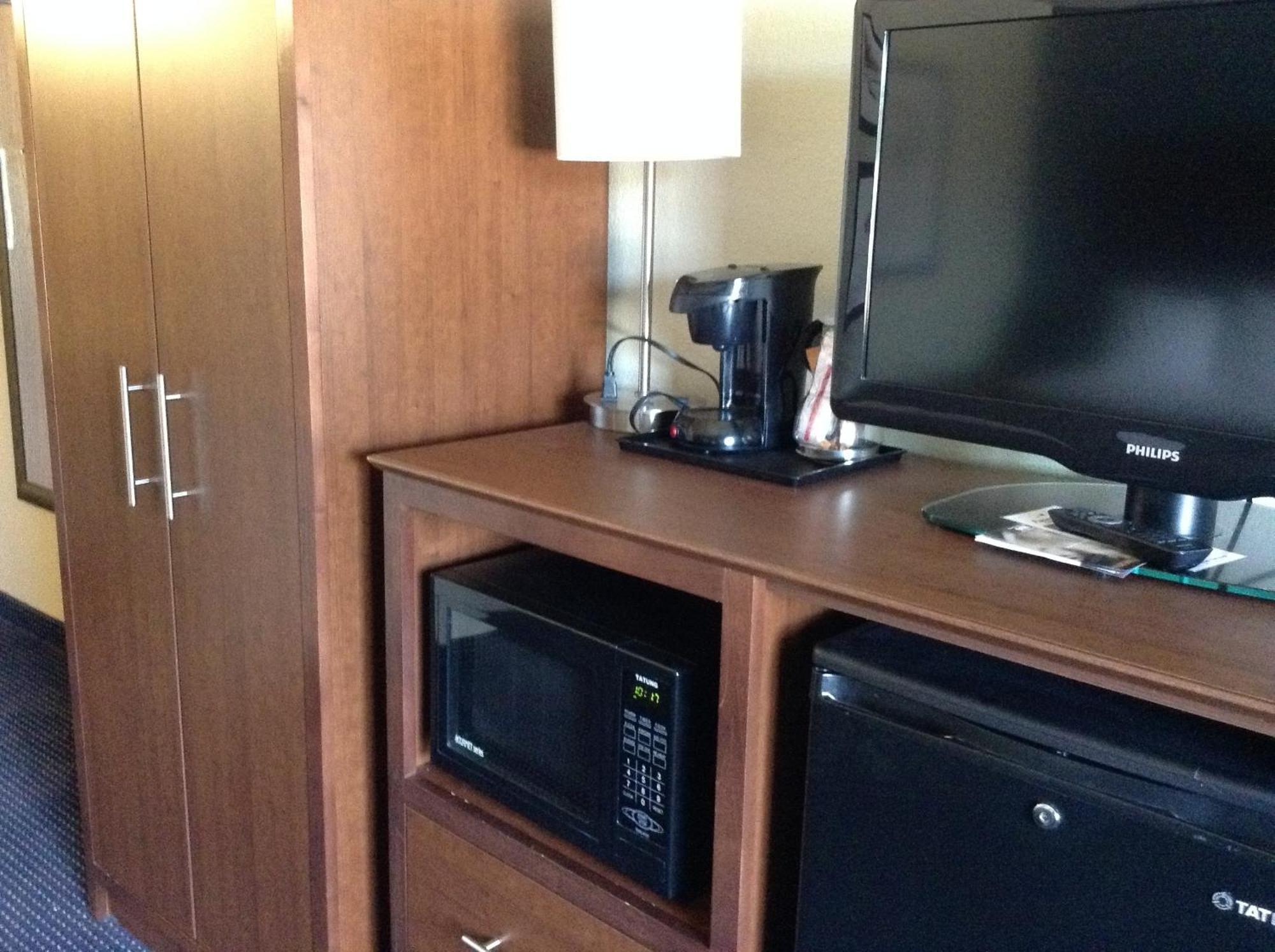 Americinn By Wyndham Fort Dodge Dış mekan fotoğraf