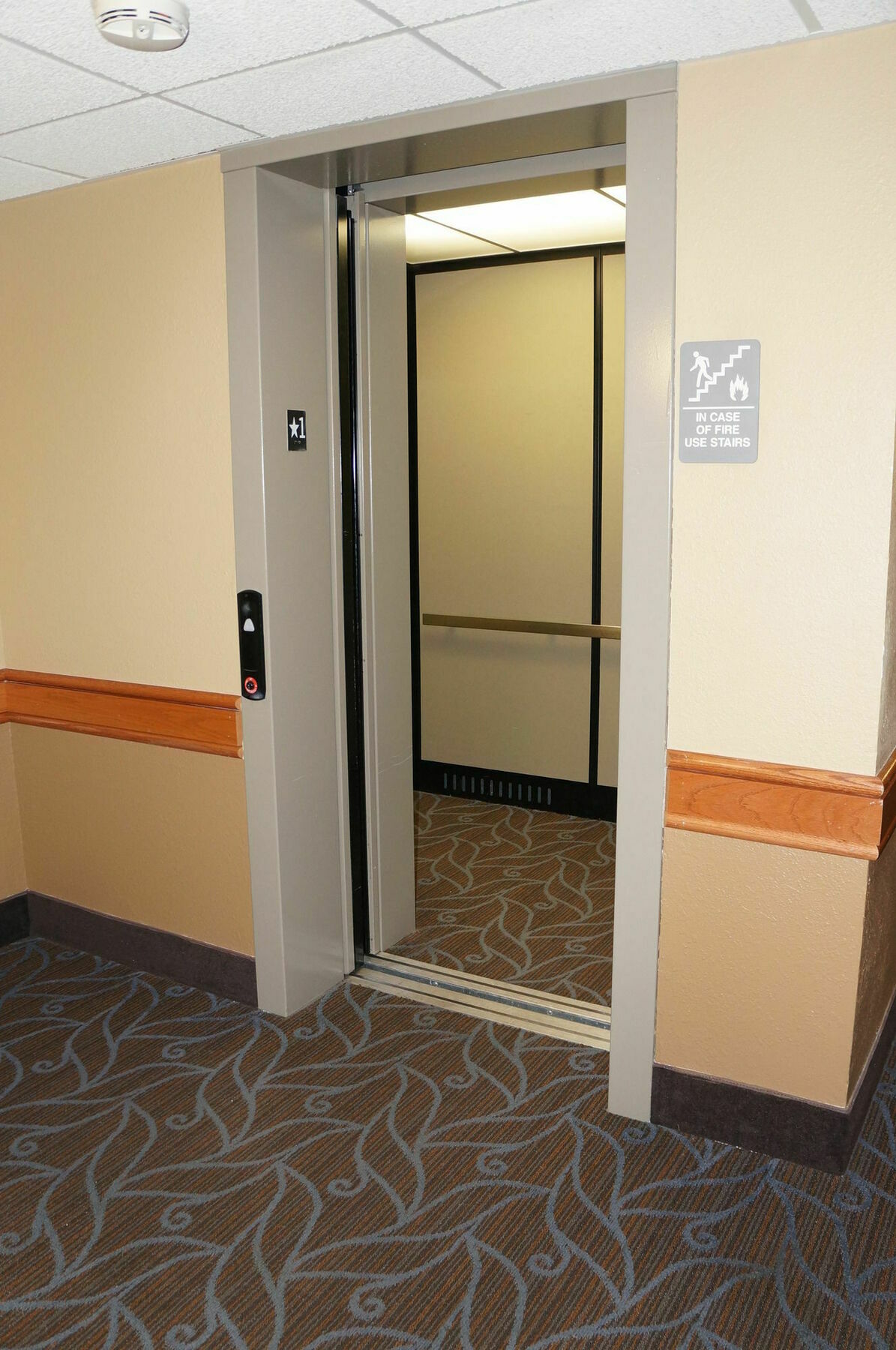 Americinn By Wyndham Fort Dodge Dış mekan fotoğraf